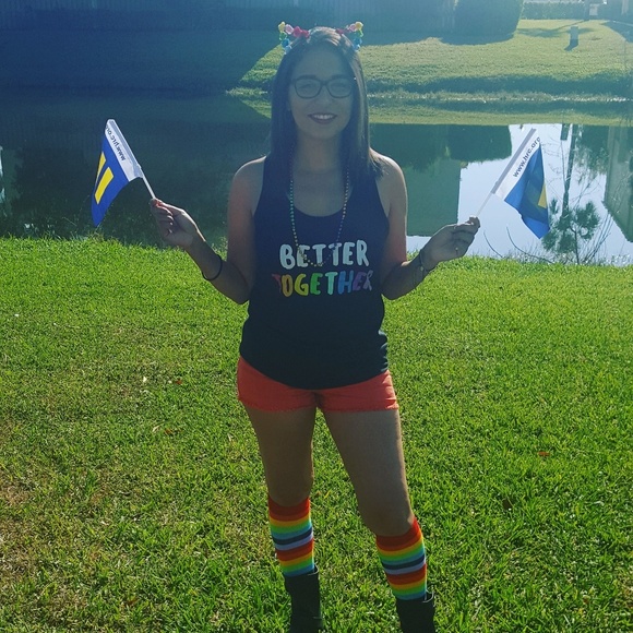 Meet your Posher, Crystal - Picture 7 of 14